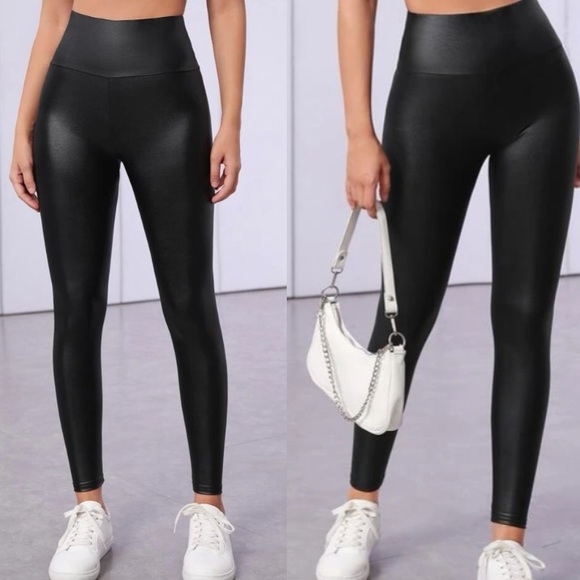 Sexy high waisted vegan leather leggings - Picture 3 of 4